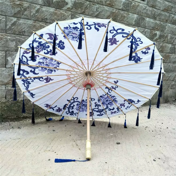 Sunbrella w Tassel
